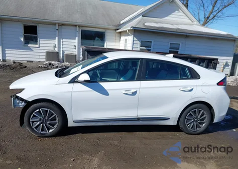 2021 Hyundai Ioniq Electric Se z USA, uszkodzony, nr VIN KMHC75LJXMU081853